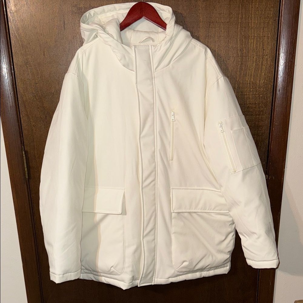 Mens XXL Cream colored puffer jacket